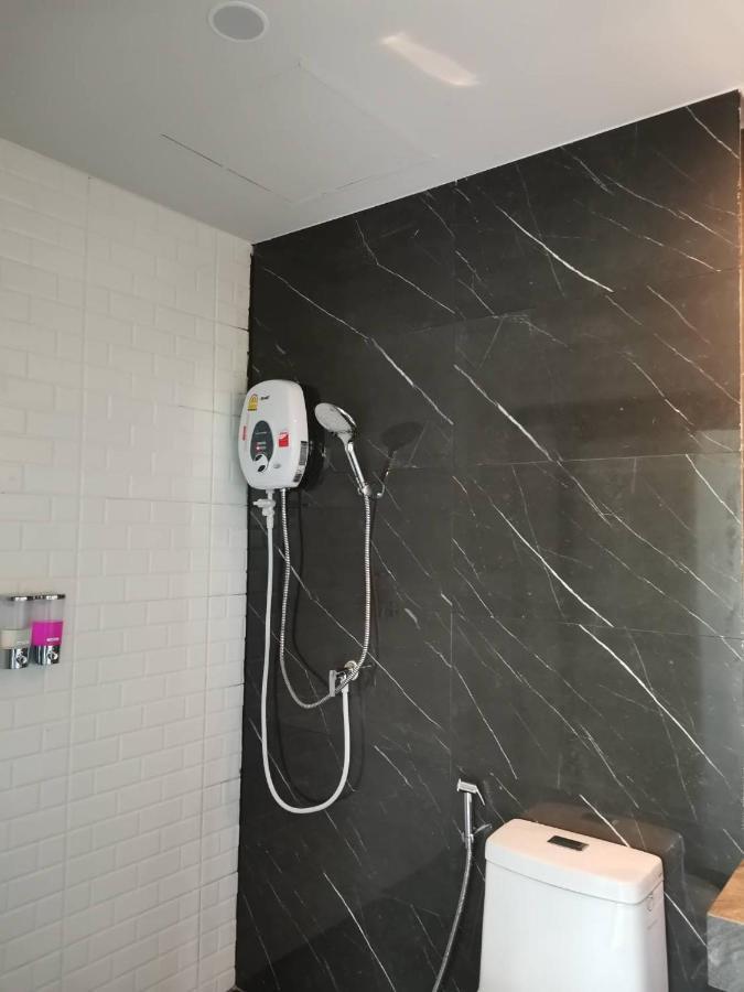 Phuket Yamin Seaview Hotel מראה חיצוני תמונה